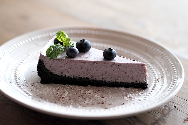 recepti borovničeva torta