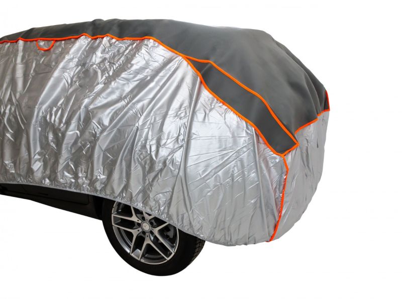 auto cerada protiv tuče